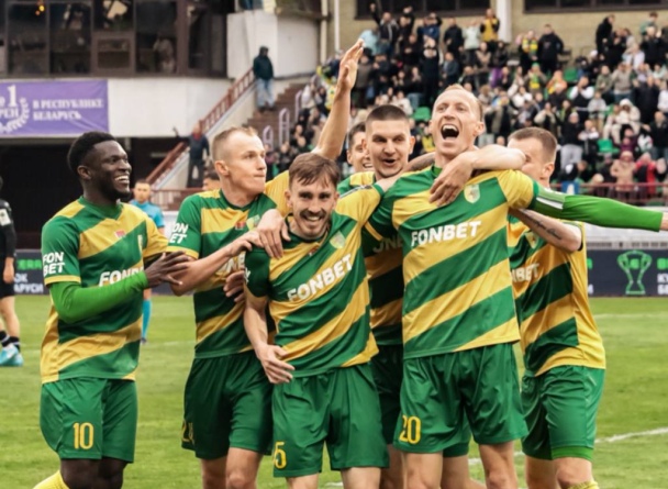 День защитника с футбольным клубом «Неман» в TRINITI  23 февраля (понедельник) в 18:30 приглашаем на открытую встречу с болельщиками клуба.