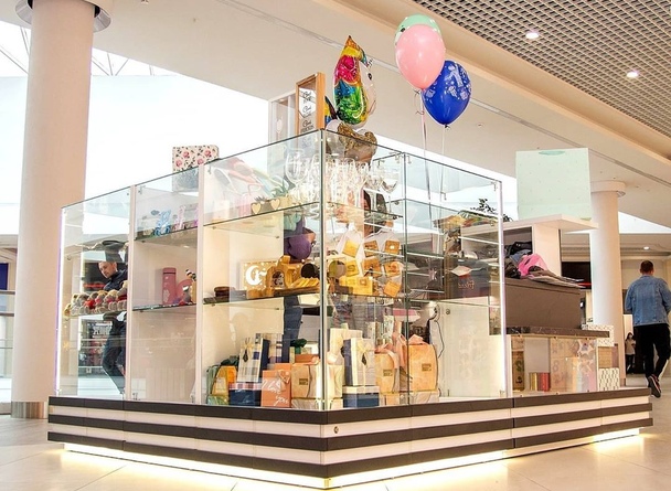 С Днём защиты детей и началом лета, друзья! Давайте любить и оберегать наших малышей, учиться у них искренности и непосредственности. Чаще мечтать, бескорыстно любить и радоваться мелочам.