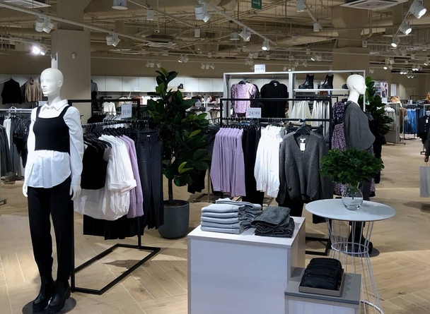 Долгожданная презентация бренда H&M в Triniti состоялась! Поздравляем Гродно с этим модным событием и ждем всех за обновками.