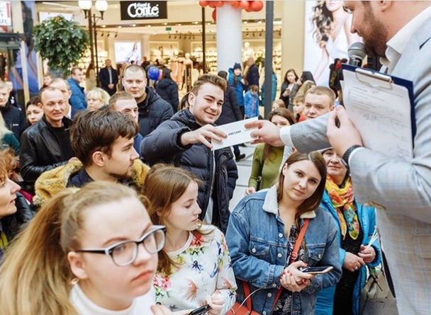 Праздник удался! Если у вас в голове все ещё играют Банд’Эрос, а перед глазами огни салюта во все небо - все хорошо, у нас тоже. Было волшебно и суперздорово! Все благодаря вам!
