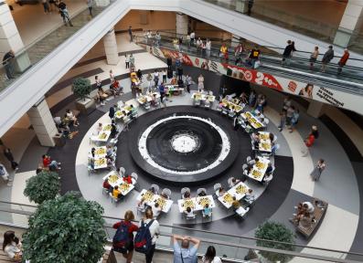 Черная пешка в TRINITI