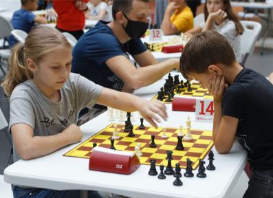 Черная пешка в TRINITI