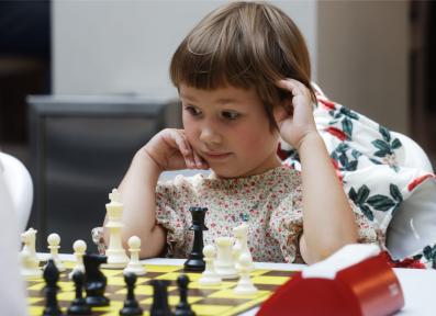 Черная пешка в TRINITI