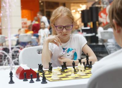 Черная пешка в TRINITI