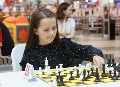 Черная пешка в TRINITI